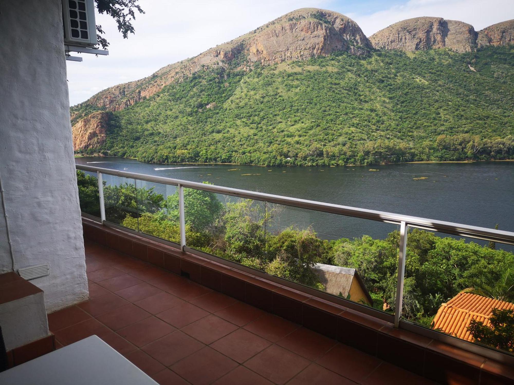 Letamong Bed & Breakfast Hartbeespoort Oda fotoğraf